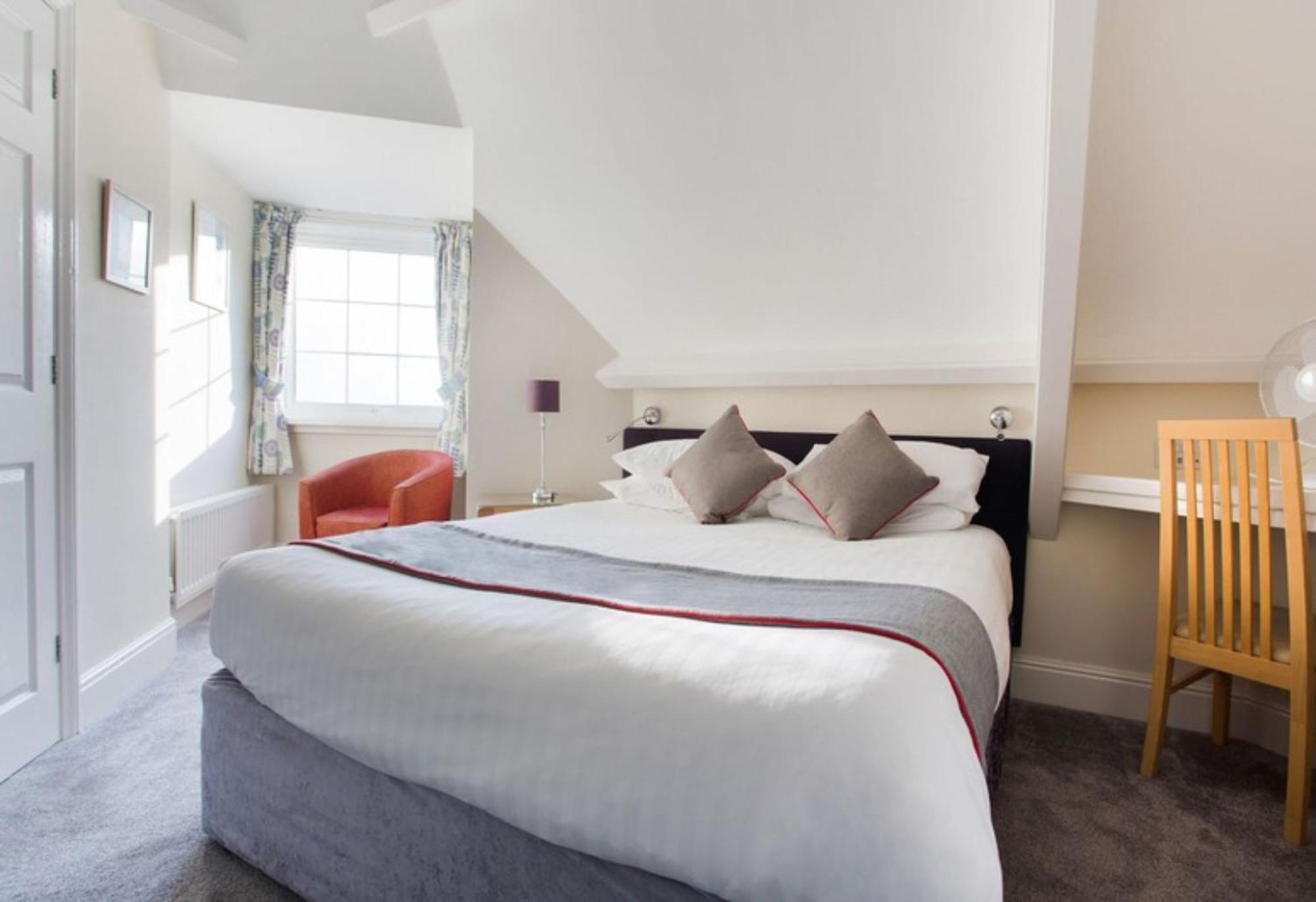 Hotel Anacapri Falmouth Pokoj fotografie A typical bedroom at the hotel