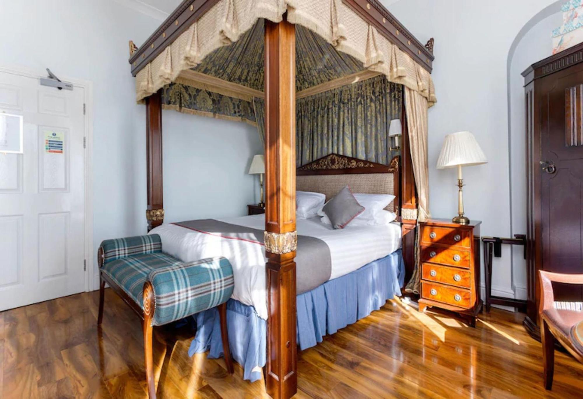 Hotel Anacapri Falmouth Pokoj fotografie A bedroom at the hotel