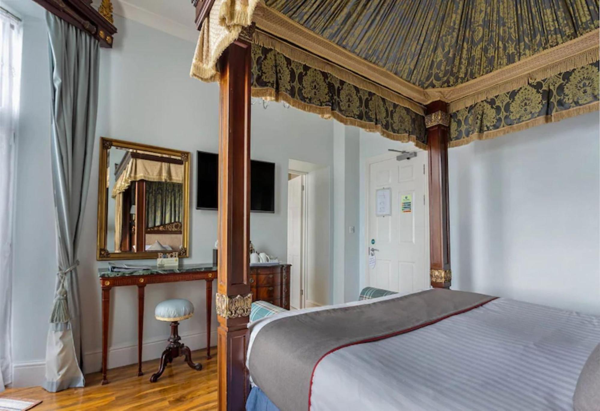 Hotel Anacapri Falmouth Pokoj fotografie A bedroom at the hotel