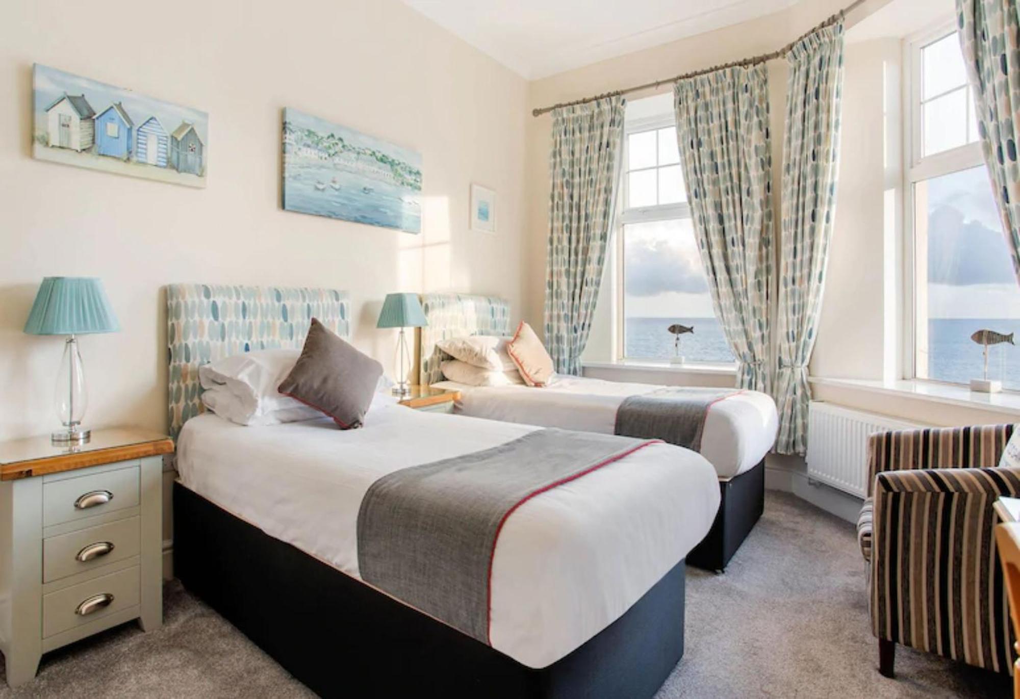 Hotel Anacapri Falmouth Pokoj fotografie A typical bedroom at the hotel