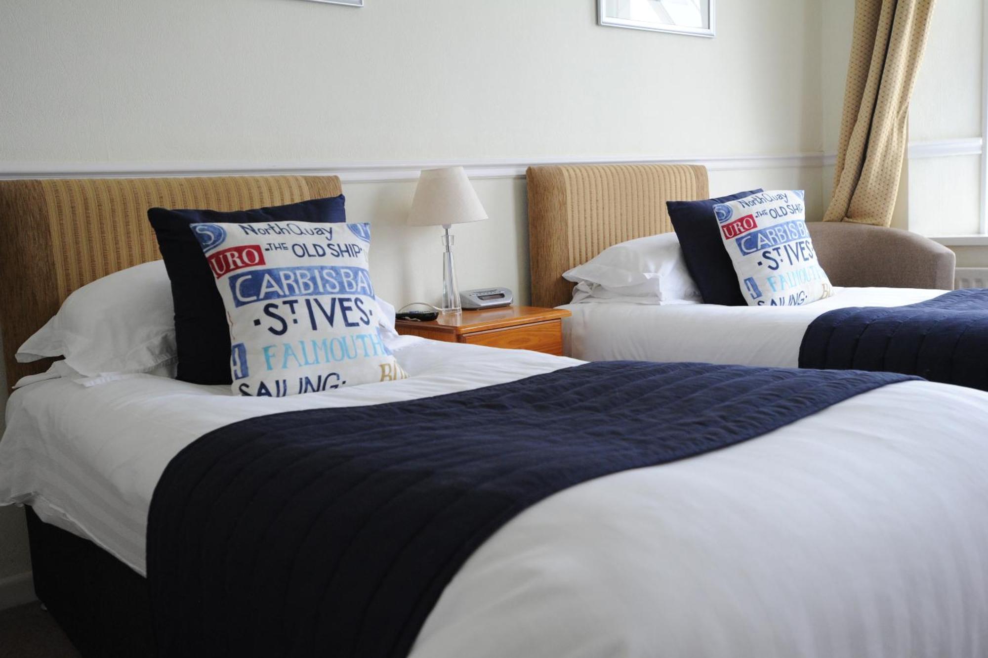 Hotel Anacapri Falmouth Pokoj fotografie A bed runner